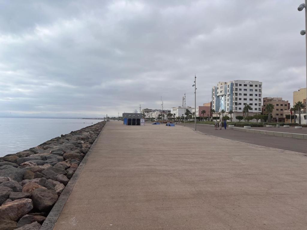 2 Zimmer Wohnung Corniche Nador Sidi Ali- Am Meer & Wifi Екстер'єр фото